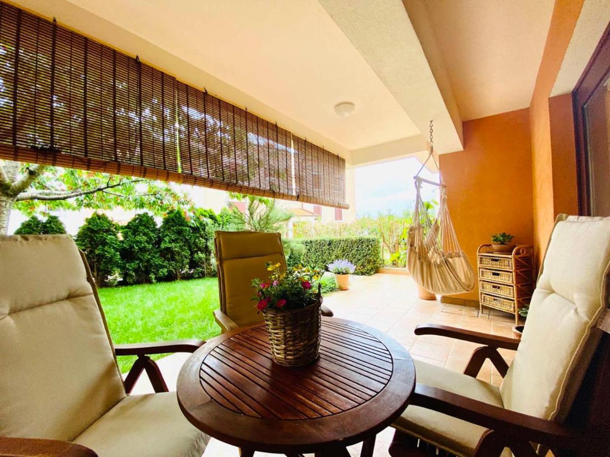 Apartman Rose-2025 Renovated Garden View Poreč Zewnętrze zdjęcie